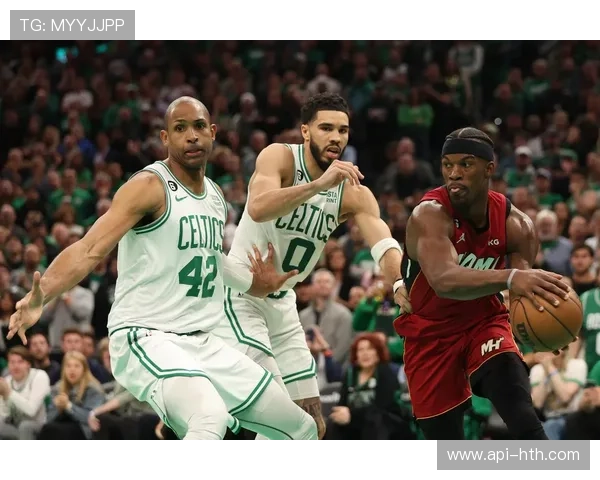 凯尔特人大战76人历史第587次交锋杯赛首次正面较量再掀巅峰对决